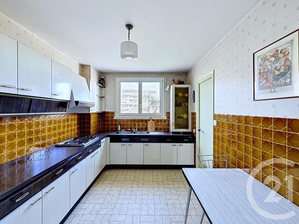 Appartement T3 à vendre  3 pièces - 86 m 2   LYON  - 69008