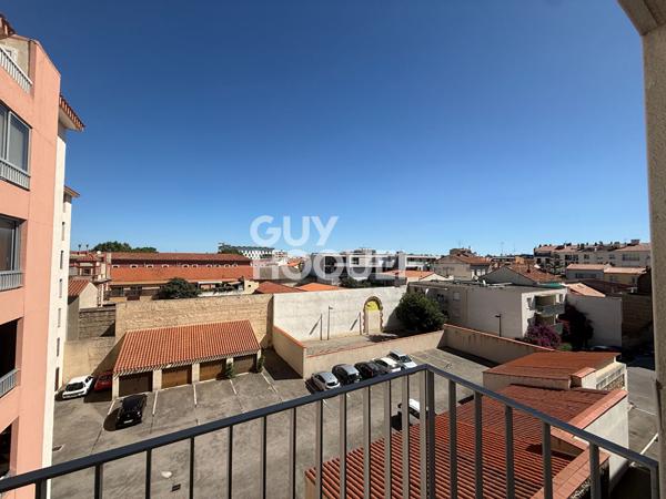 Appartement F2 dernier étage avec terrasse et parking. EXCLUSIVITE pour INVESTISSEUR ou PRIMO ACCEDANT - A vendre à Perpignan (66000) Quartier La Gare,