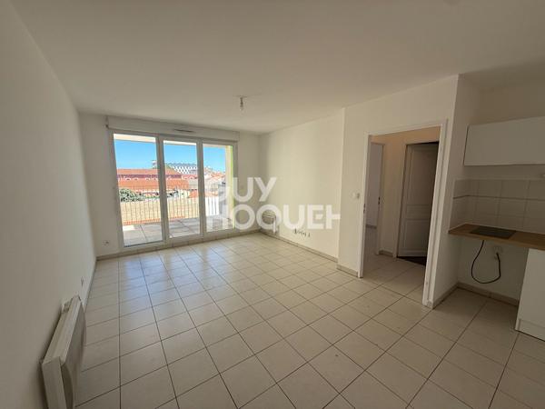 Appartement F2 dernier étage avec terrasse et parking. EXCLUSIVITE pour INVESTISSEUR ou PRIMO ACCEDANT - A vendre à Perpignan (66000) Quartier La Gare,