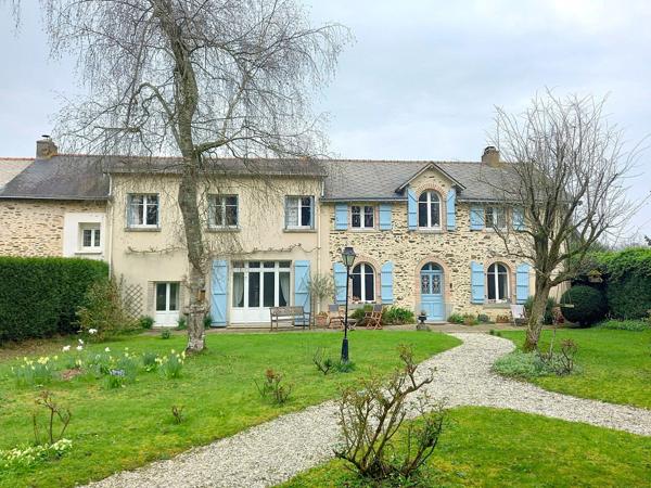 Maison de caractère - 180m² – 1,35 hectare de nature aux portes de Laval (Bonchamp)