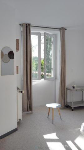 Immeuble rénové + studios