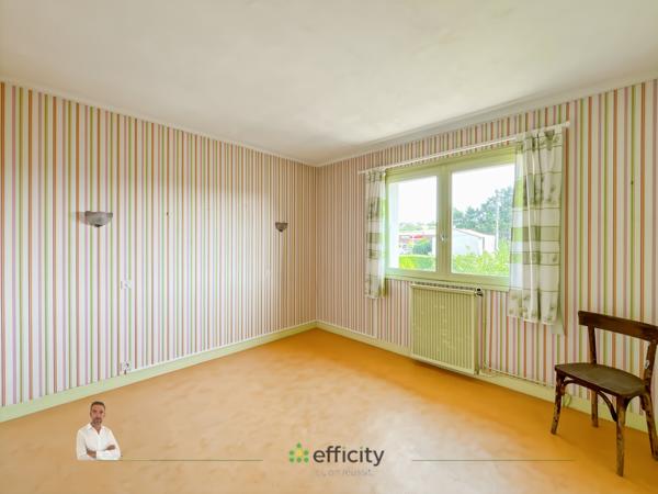 Maison
         7 pièces
        - 151 m² Exclusivité 229 000 € *