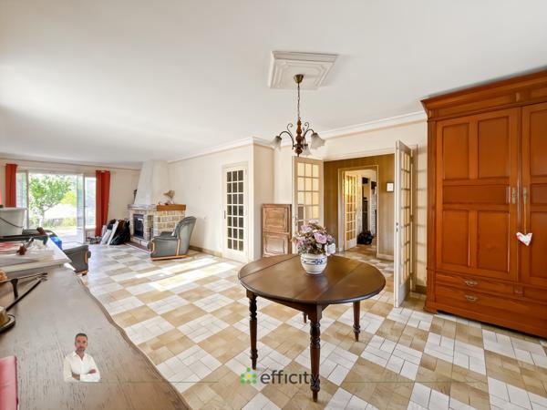 Maison
         7 pièces
        - 151 m² Exclusivité 229 000 € *