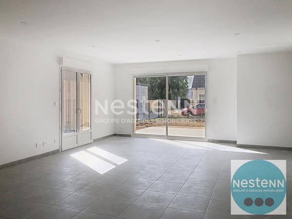 VINEUIL- PAVILLON PLAIN-PIED 4 pièce(s) - 3 CHAMBRES-99.75 m2 ET GARAGE 22m²-Normes RE 2020.