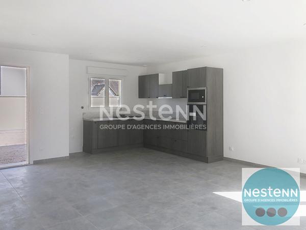 VINEUIL- PAVILLON PLAIN-PIED 4 pièce(s) - 3 CHAMBRES-99.75 m2 ET GARAGE 22m²-Normes RE 2020.