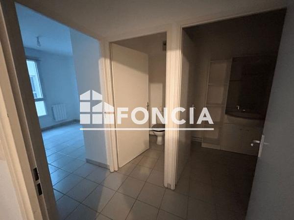 Location Appartement 2 pièces 40.1 m² - 4 RUE FLEURANCEAU Bruges 33520