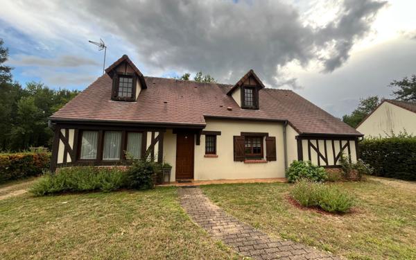 Maison à vendre    4 pièces • 112,57 m2 Mur-de-Sologne