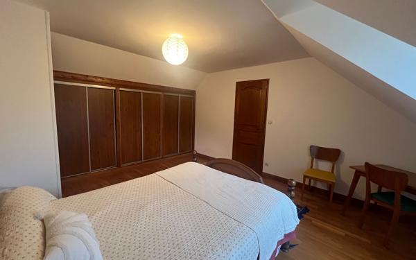 Maison à vendre    4 pièces • 112,57 m2 Mur-de-Sologne