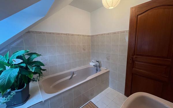 Maison à vendre    4 pièces • 112,57 m2 Mur-de-Sologne