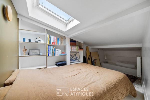 Petite maison avec cour au calme absolu – Marcadet-Poissonnier