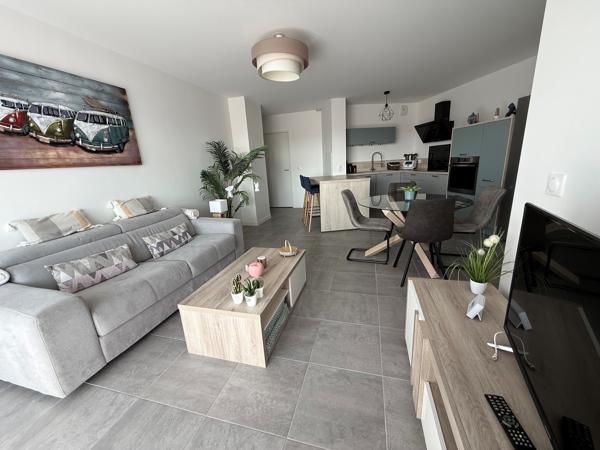 APPARTEMENT T3 entre Rompsay et Porte Royale
