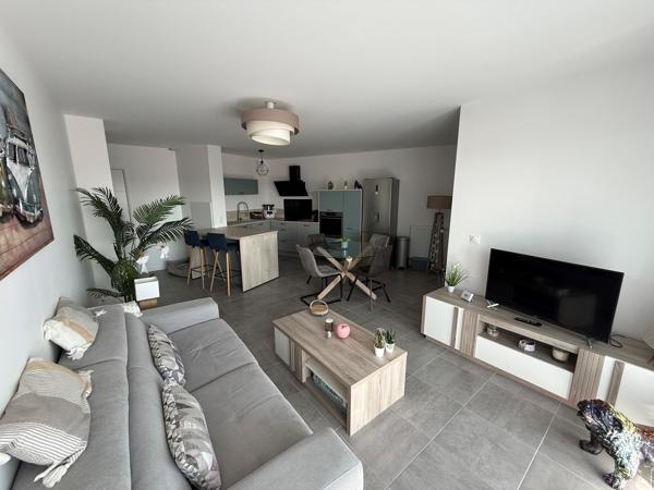 APPARTEMENT T3 entre Rompsay et Porte Royale
