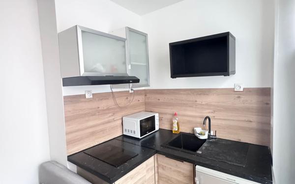 Appartement à vendre    2 pièces •  Méru