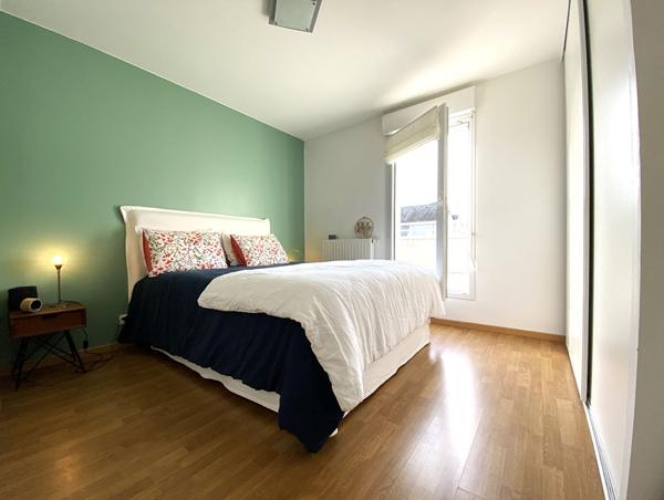 Appartement à vendre à Vannes secteur Saint Guen 3 chambres dernier étage terrasse !