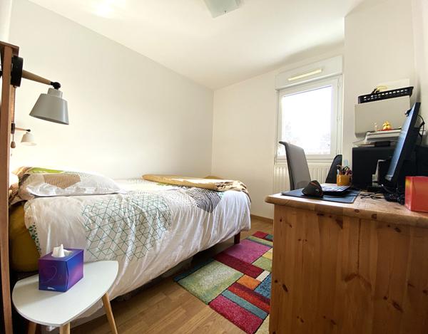 Appartement à vendre à Vannes secteur Saint Guen 3 chambres dernier étage terrasse !