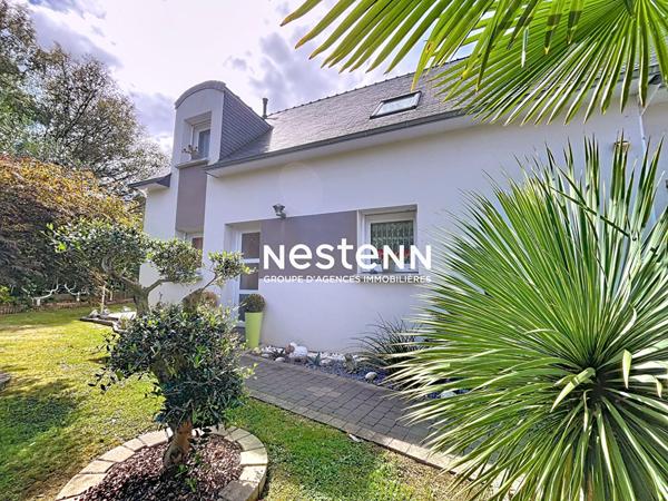 Maison contemporaine à vendre à Quimperlé - 4 chambres, proche commodités !