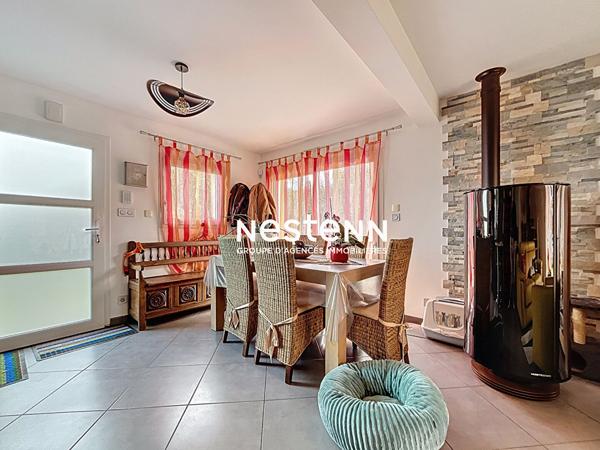 Maison contemporaine à vendre à Quimperlé - 4 chambres, proche commodités !