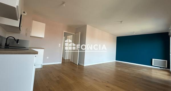 Location Appartement 4 pièces 79.3 m² - Lens 62300