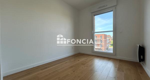 Location Appartement 4 pièces 79.3 m² - Lens 62300
