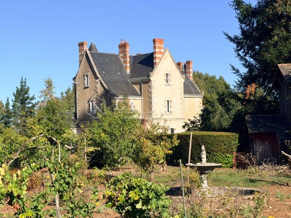 Château familial de 1893 en Gâtine Poitevine