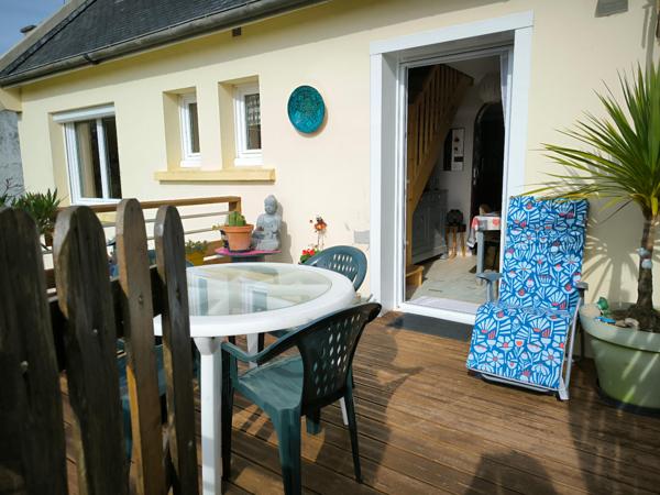 Grande maison / Proche des commodités à pieds