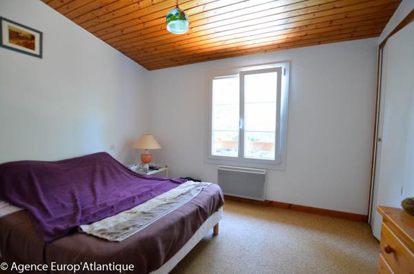 VILLA avec PISCINE chauffée 5 pièces LA PALMYRE - QUARTIER CALME et BOISE - PROCHE CENTRE ET TENNIS