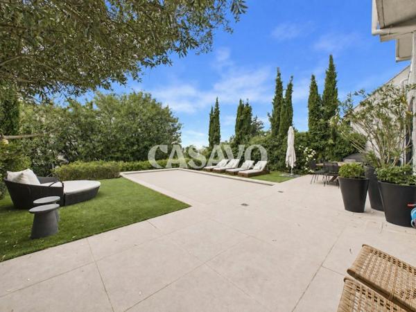 Vente Maison 12 pièces de 440m² - 92500 Rueil-Malmaison