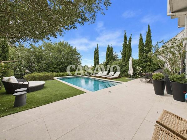 Vente Maison 12 pièces de 440m² - 92500 Rueil-Malmaison