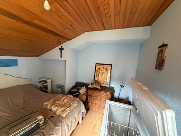 Charmante maison en pierre de 4 pièces , 90 m²  et terrain 1 500 m² ? Pontmain (53220)