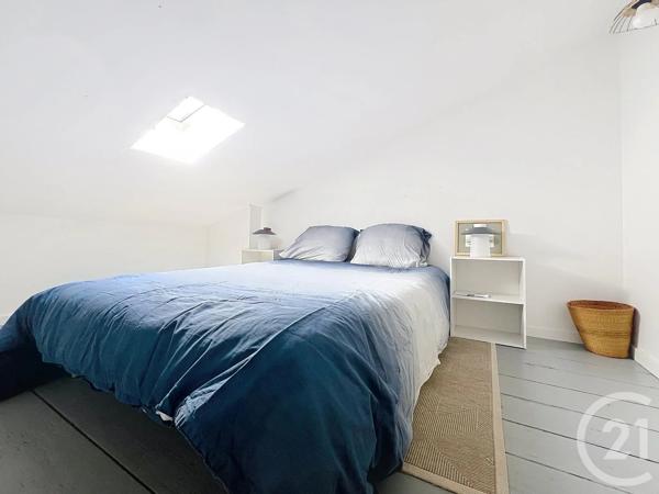 Immeuble à vendre  146 m 2   ROCHEFORT  - 17