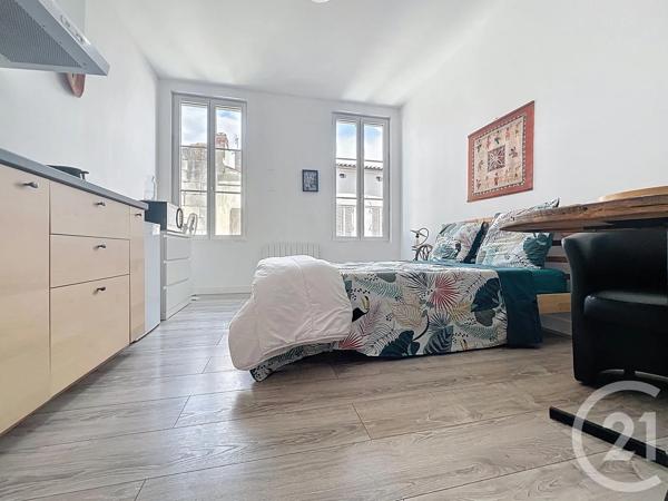 Immeuble à vendre  146 m 2   ROCHEFORT  - 17