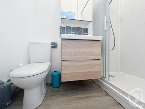 Immeuble à vendre  146 m 2   ROCHEFORT  - 17