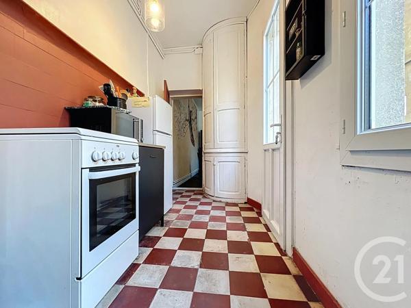 Immeuble à vendre  146 m 2   ROCHEFORT  - 17