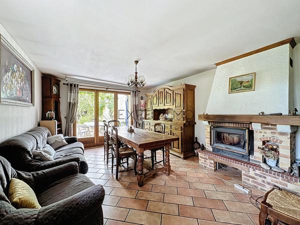 Sennecey-le-Grand (71240) Charmante maison avec gîte indépendant à Sennecey-le-Grand : Calme, Potentiel et Revenu