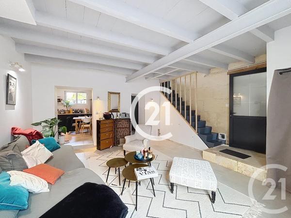 Maison à vendre  6 pièces - 137 m 2   JARNAC  - 16