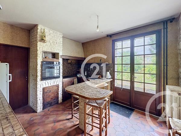 Maison à vendre  6 pièces - 137 m 2   JARNAC  - 16