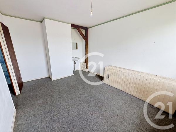 Maison à vendre  6 pièces - 137 m 2   JARNAC  - 16