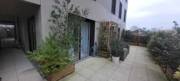 Ivry-sur-Seine (94200) BEAU 4P AVEC TERRASSE DE 50M2 A IVRY SUR SEINE