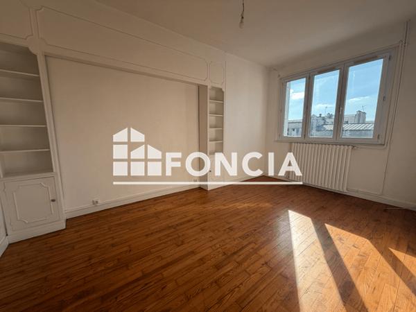 Location Appartement 4 pièces 109.64 m² - 32 RUE DE LYON Brest 29200
