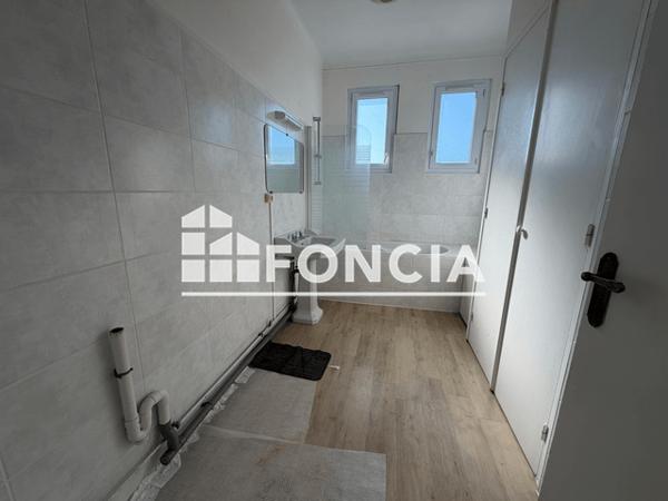 Location Appartement 4 pièces 109.64 m² - 32 RUE DE LYON Brest 29200