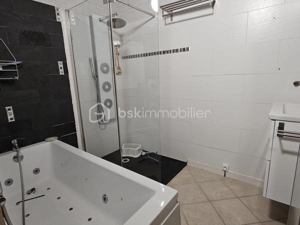 Maison en pierre de 180 m²