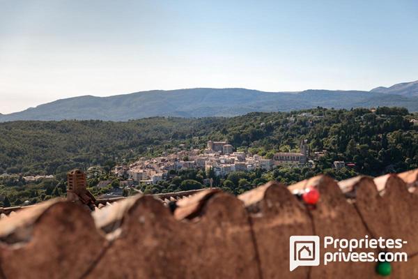 Maison de village avec terrasse et magnifique vue dégagée