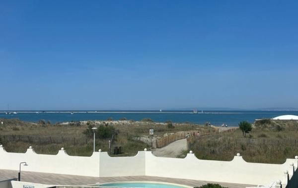 Vente Studio Grande cabine + parking + cellier Le grau-du-roi