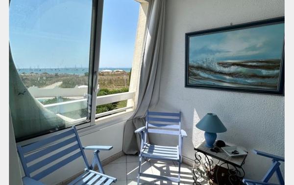Vente Studio Grande cabine + parking + cellier Le grau-du-roi