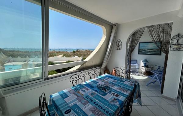 Vente Studio Grande cabine + parking + cellier Le grau-du-roi