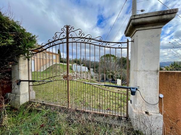 Maison à vendre 3 pièces APT (84) terrain 4550 M2 garage