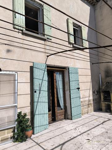 Maison à ENTRAIGUES SUR SORGUES (84320)