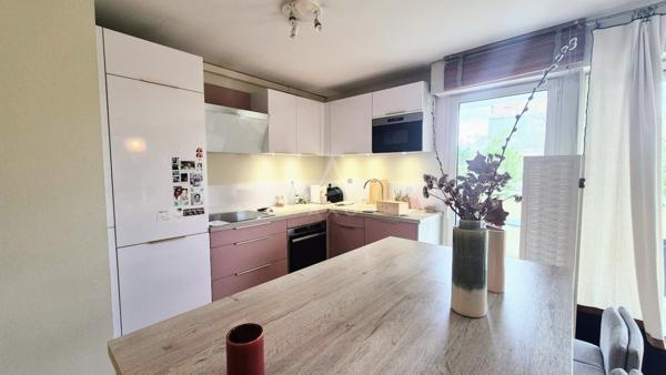 Bordeaux Croix Blanche Bel Appartement de standing vue sur jardins 3 chambres