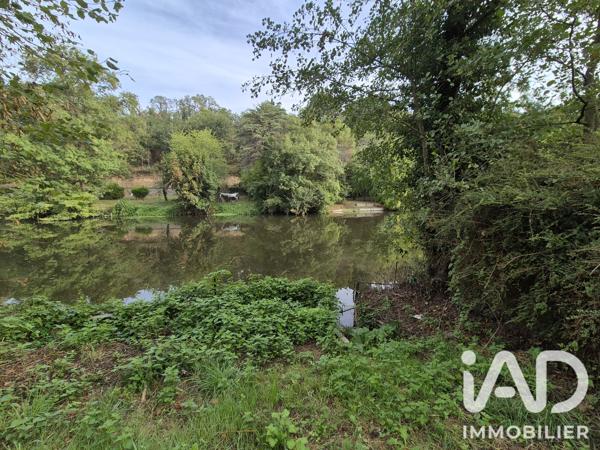 Terrain à vendre 1 301 m² Saint-Jean-de-Thouars