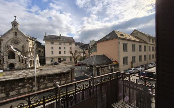 Appartement à vendre    3 pièces • 72,26 m2 Chambéry